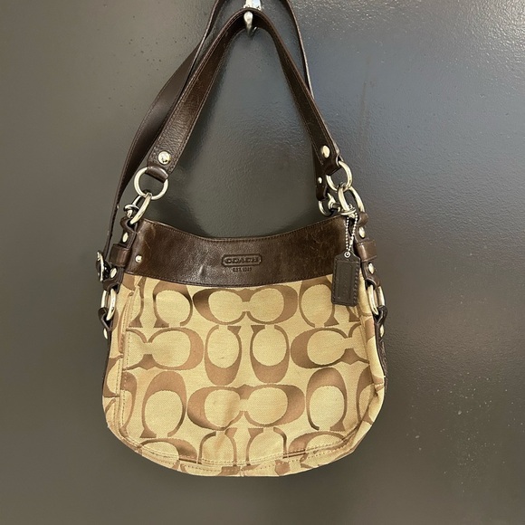 Coach Brown and Tan Signature Shoulder Bag - Picture 2 of 16